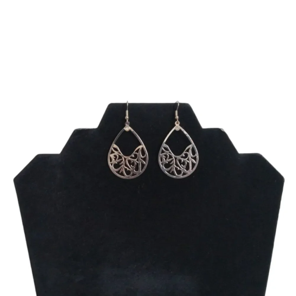 Silver Toned Cutout Arabesque Pattern Thin Metal Teardrop Dangle Drop Earrings